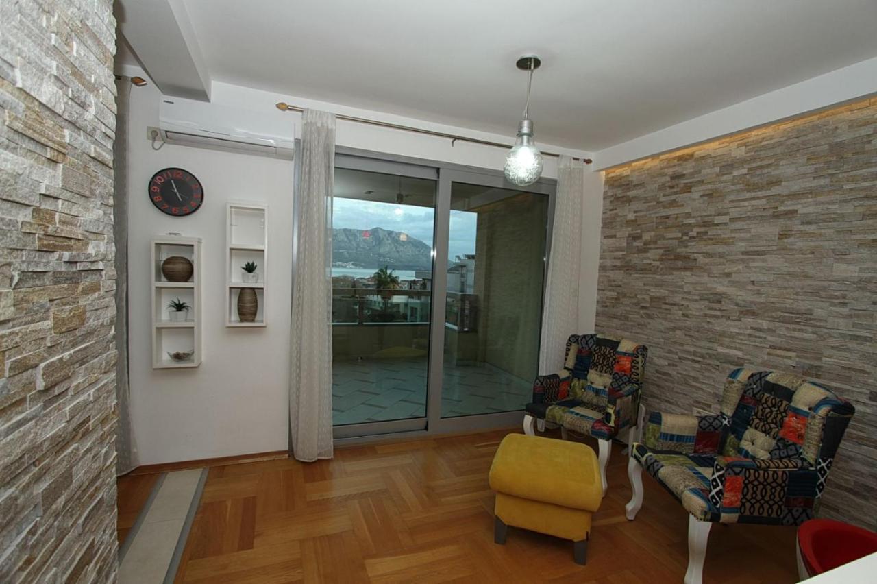 Luxury Apartment Big Blue Budva Bagian luar foto