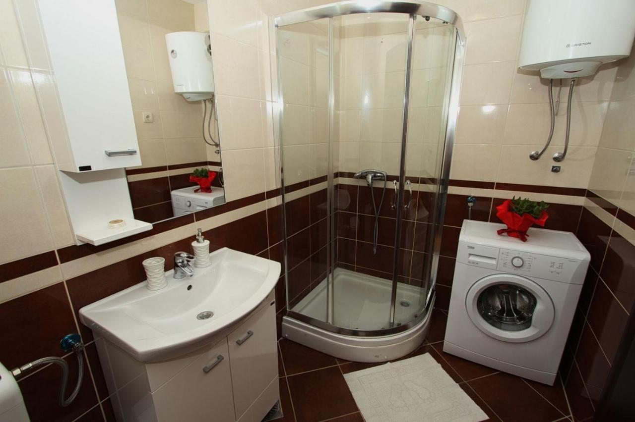 Luxury Apartment Big Blue Budva Bagian luar foto