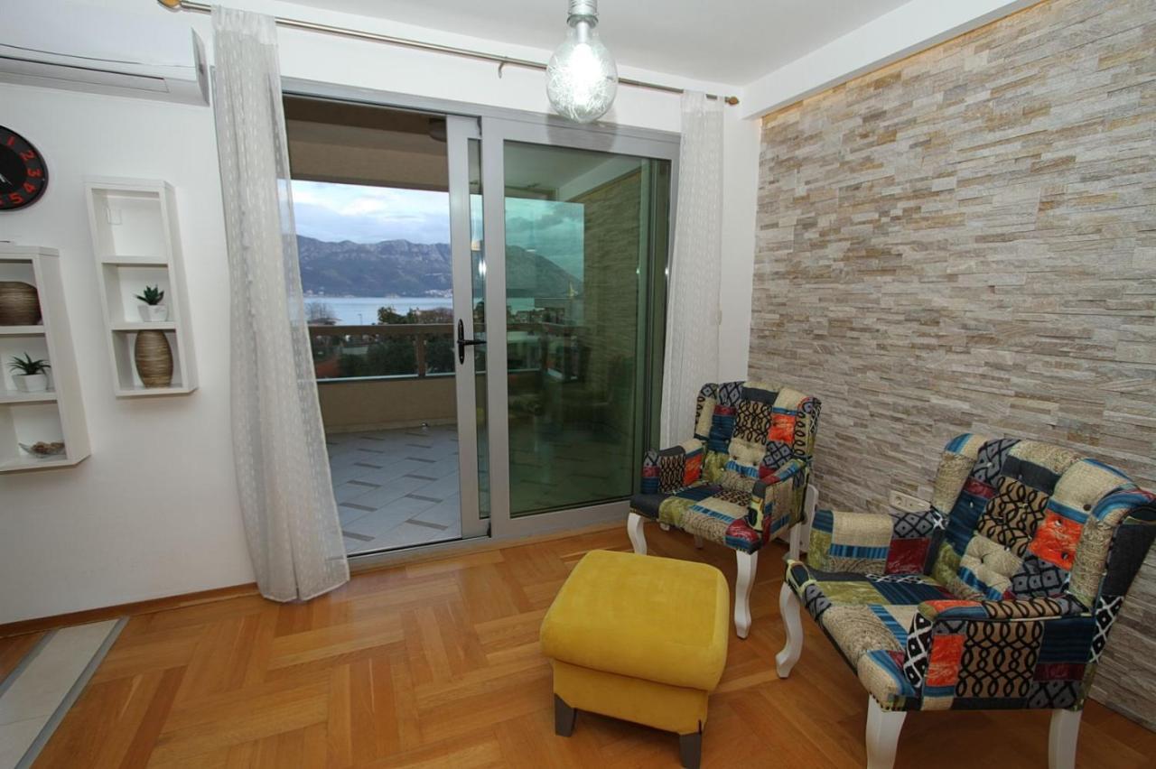 Luxury Apartment Big Blue Budva Bagian luar foto